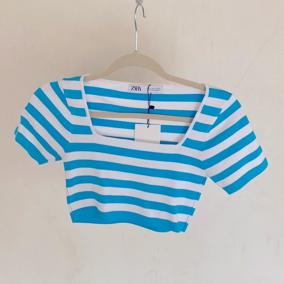 NWT Zara Blue and White Striped Crop Top Size Medium - Picture 3 of 4